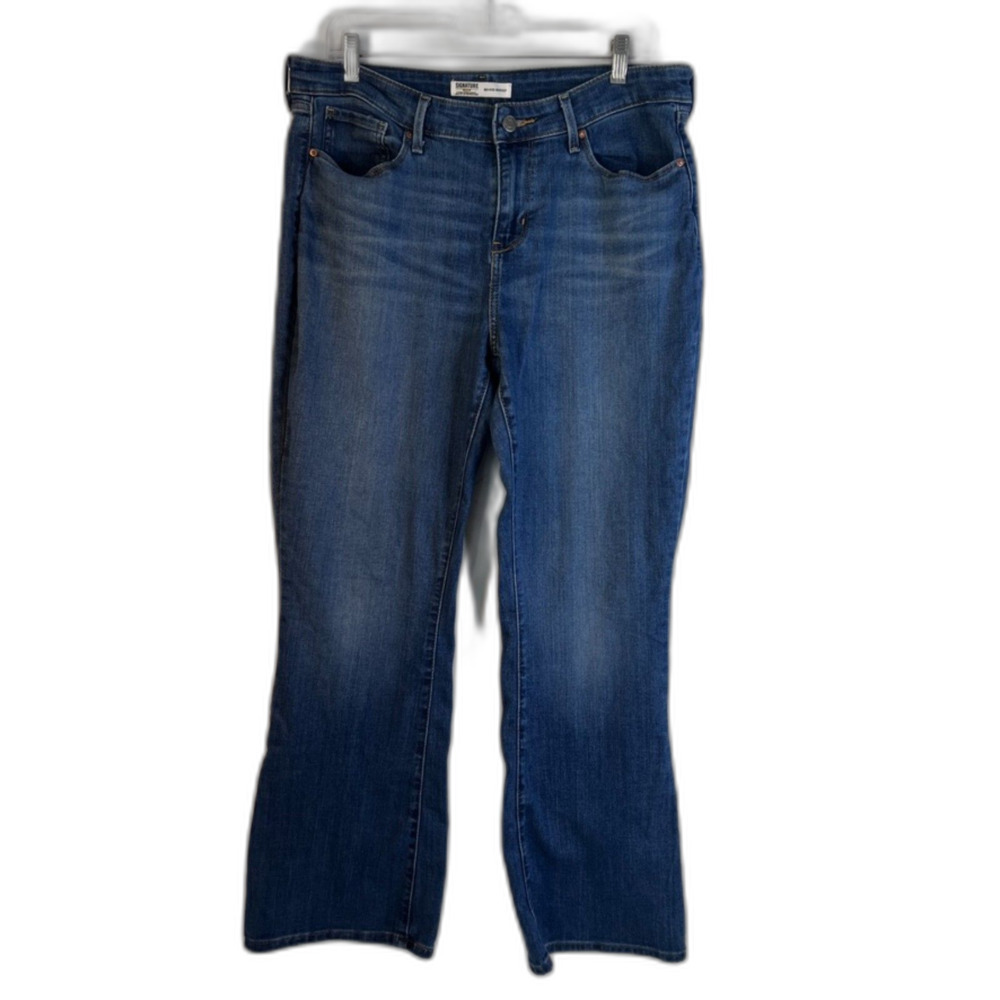 Levis Signature Gold Mid Rise Bootcut Denim Blue Jeans Casual‎ Size 14 Short
